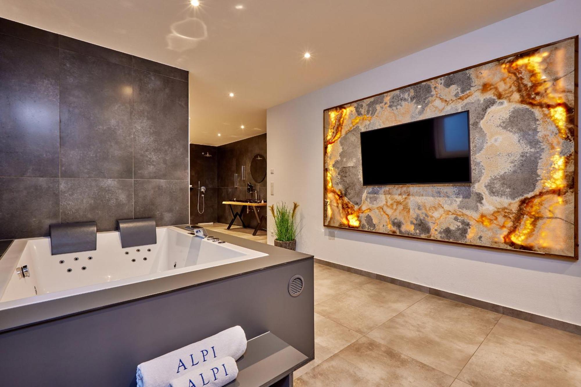 Private Spa & Garden Alpi Garmisch-Partenkirchen Luaran gambar